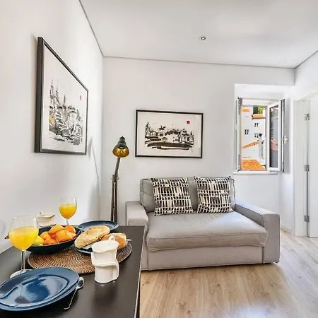 Guestready - Cosy 1-bed Flat W/seaview In Alfama *