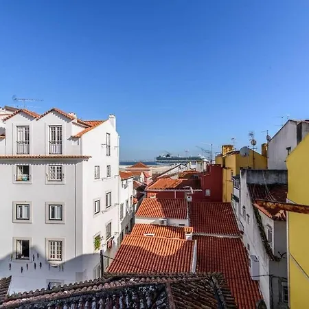 Guestready - Cosy 1-bed Flat W/seaview In Alfama Lisboa