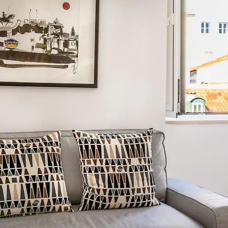 Joivy Cosy 1-bed Flat With Seaview In Alfama Apartamento Lisboa